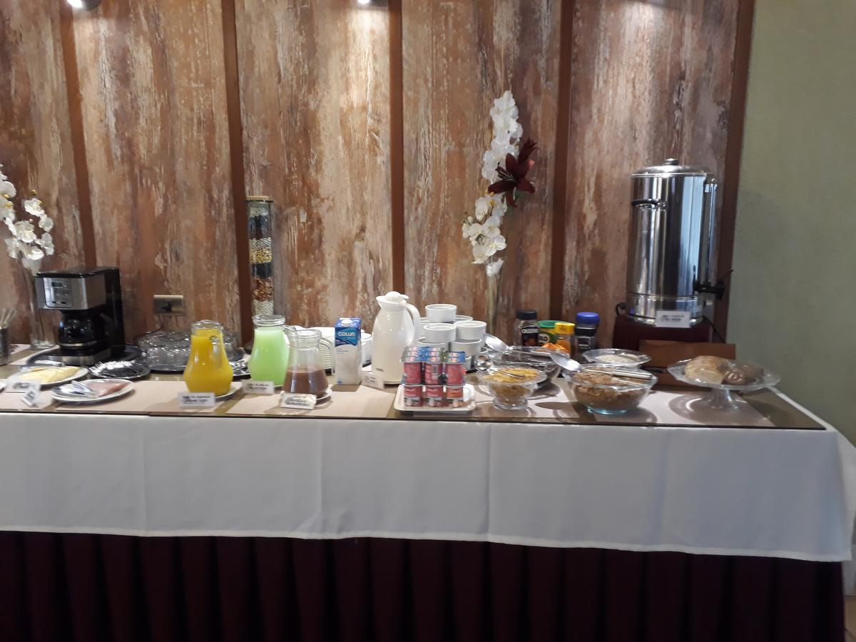 Cumbres De Atacama Hotel 2*